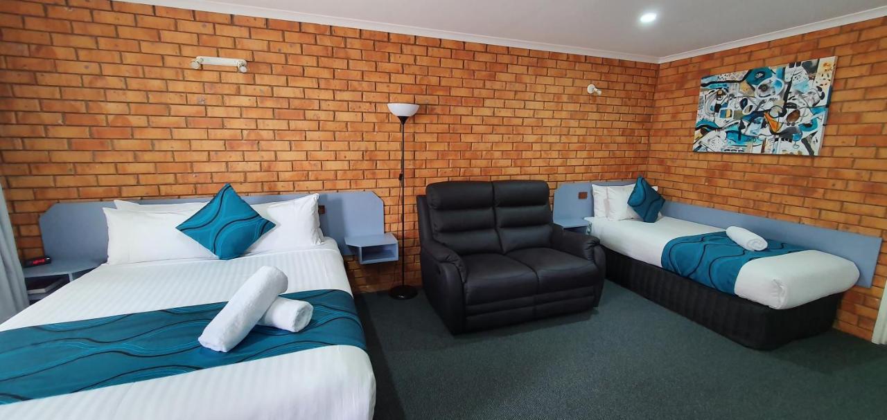 Centrepoint Motel דניליקווין מראה חיצוני תמונה