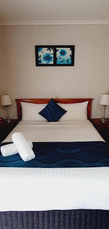 Centrepoint Motel דניליקווין מראה חיצוני תמונה