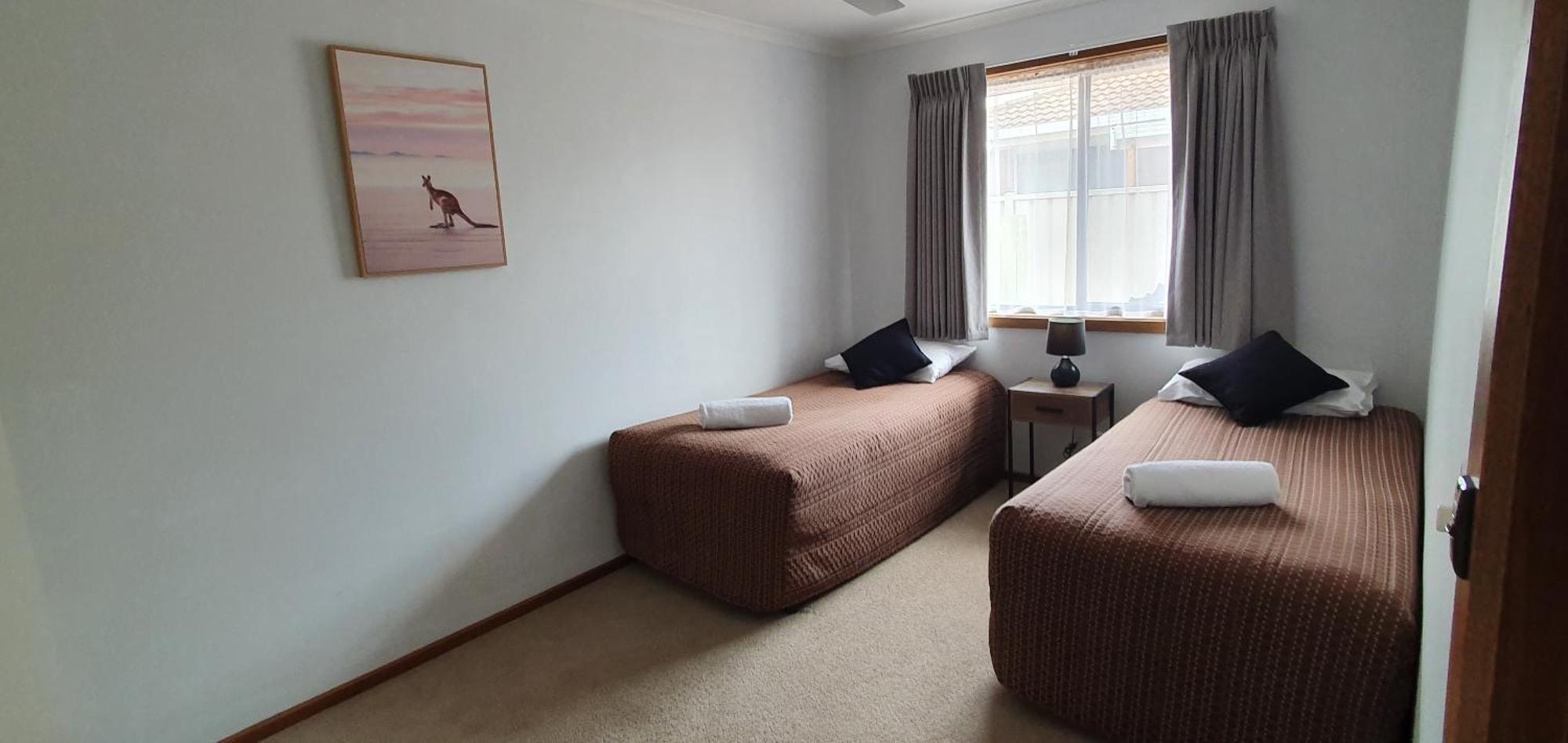 Centrepoint Motel דניליקווין מראה חיצוני תמונה