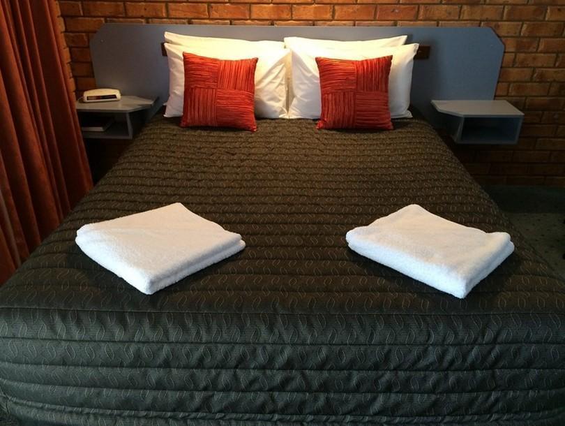 Centrepoint Motel דניליקווין מראה חיצוני תמונה